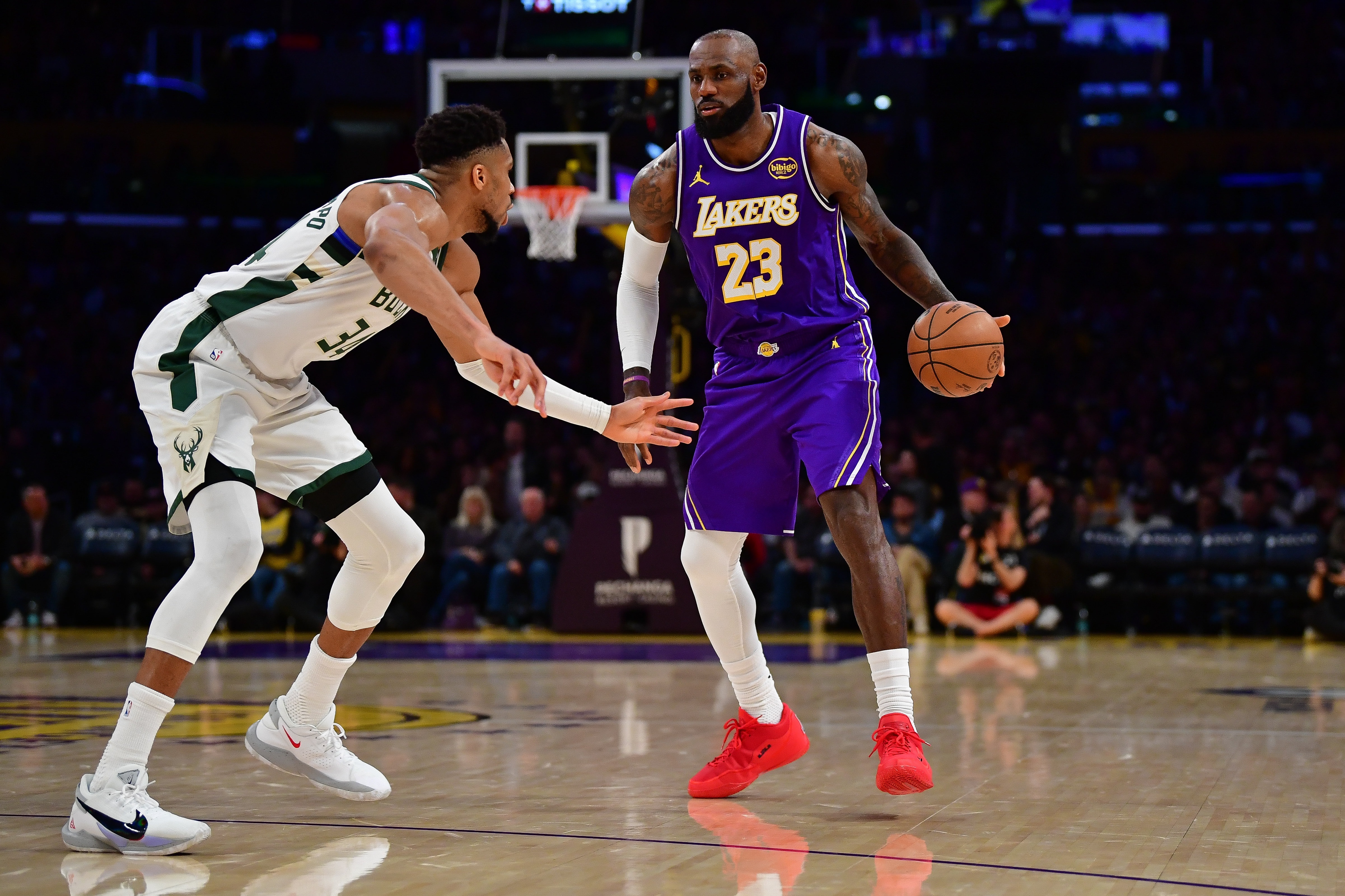 博鱼电竞官方网站-美记：字母哥因转会失败险些解雇长期经纪人 里奇·保罗有意接手